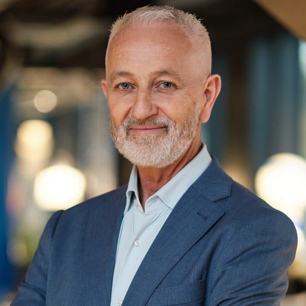 Malcolm Larri, leadership and organizational culture consultant